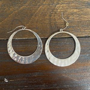Hoops